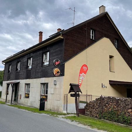 Penzion Hajenka Petrovice  Экстерьер фото