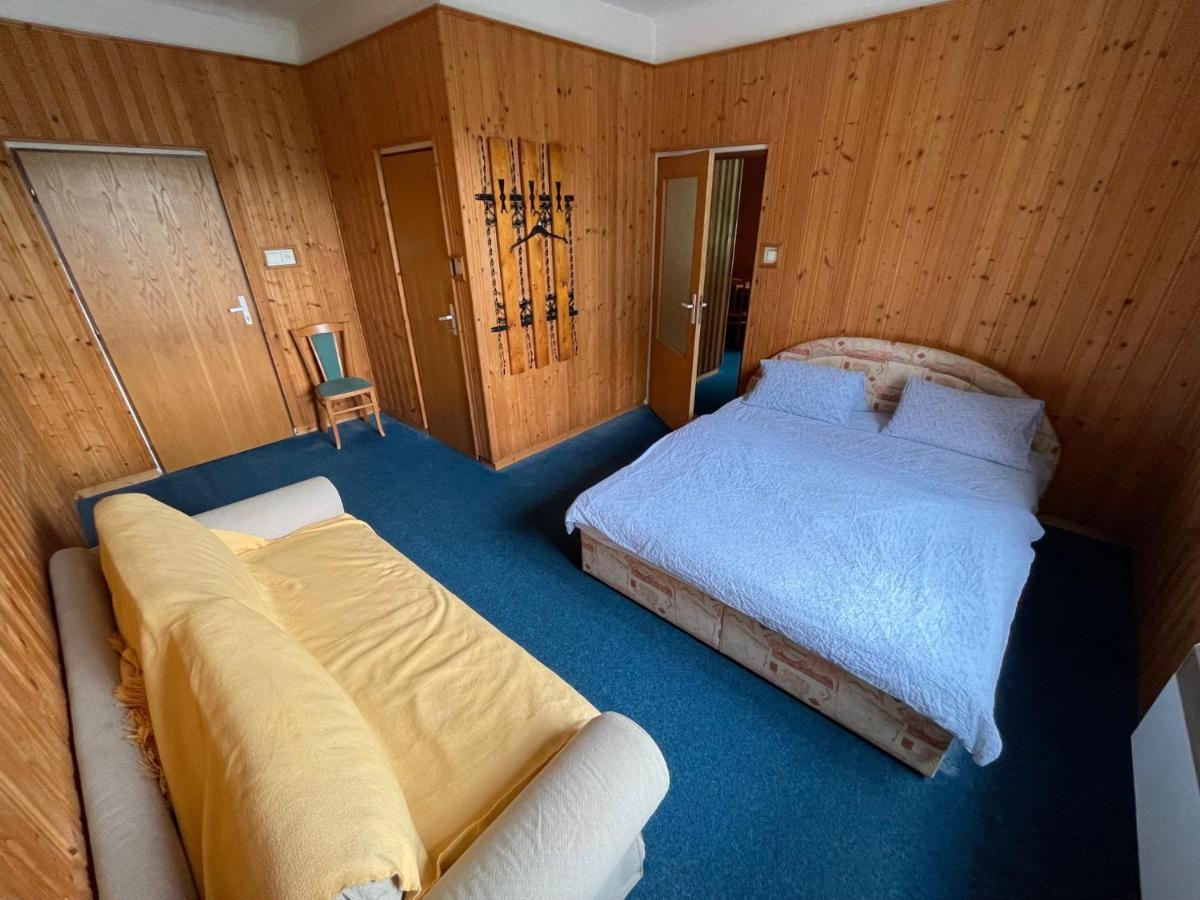 Penzion Hajenka Petrovice  Экстерьер фото